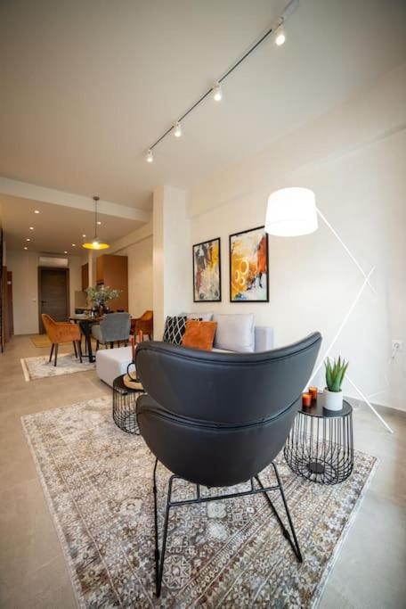 カランバカMeteora Loftアパートメント エクステリア 写真