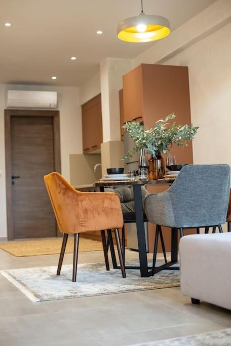 カランバカMeteora Loftアパートメント エクステリア 写真
